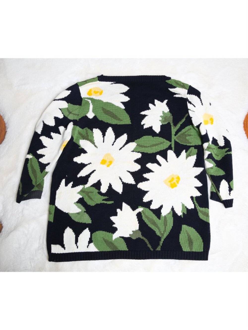 Vintage 1990s JONES NEW YORK 100% Cotton Graphic Daisy Sweater - Picture 9 of 13
